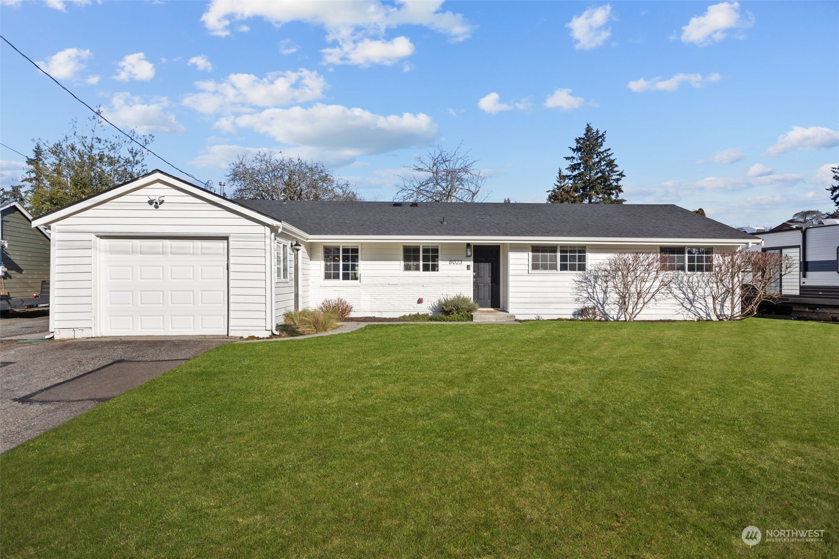 8023 215th Place Southwest Edmonds, WA 98026 - Photo 1 of 40 Gallery Image 1