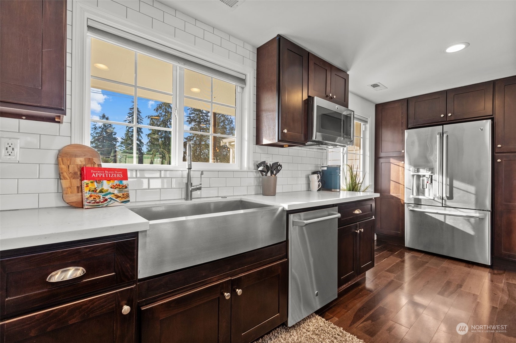8023 215th Place Southwest Edmonds, WA 98026 - Photo 15 of 40 Gallery Image 15