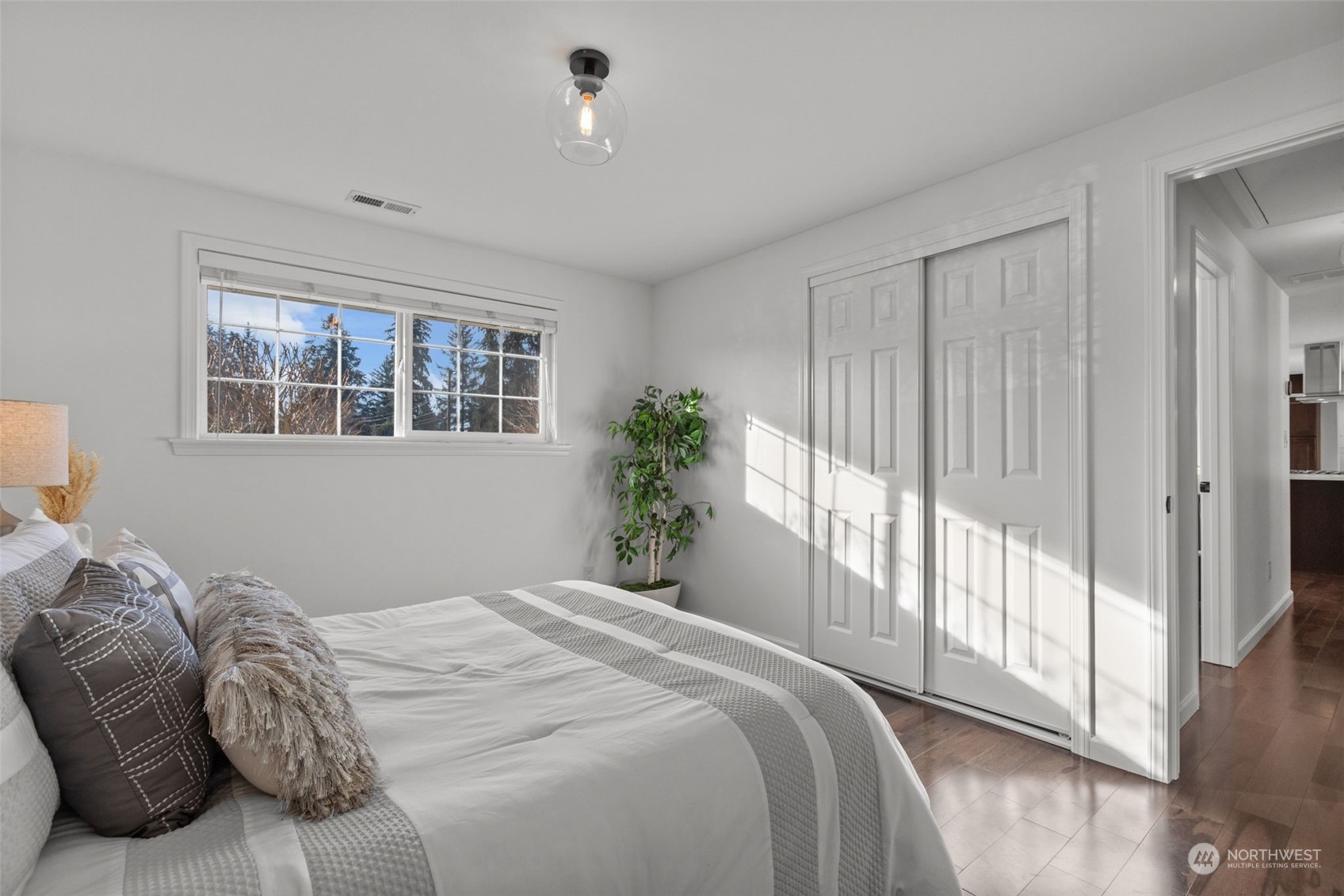 8023 215th Place Southwest Edmonds, WA 98026 - Photo 17 of 40 Gallery Image 17