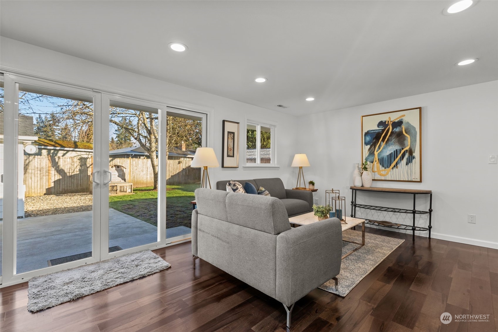 8023 215th Place Southwest Edmonds, WA 98026 - Photo 4 of 40 Gallery Image 4