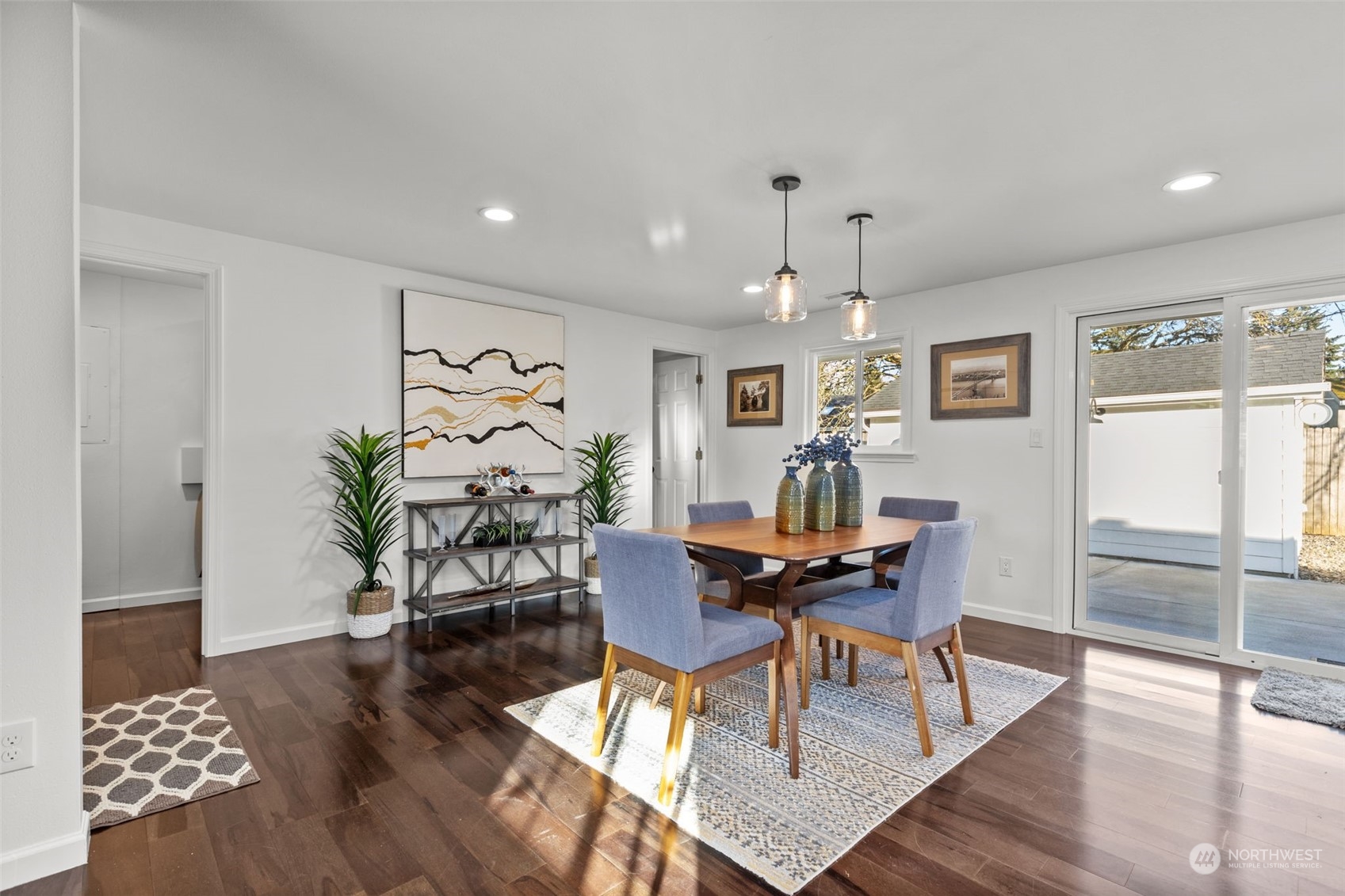 8023 215th Place Southwest Edmonds, WA 98026 - Photo 8 of 40 Gallery Image 8