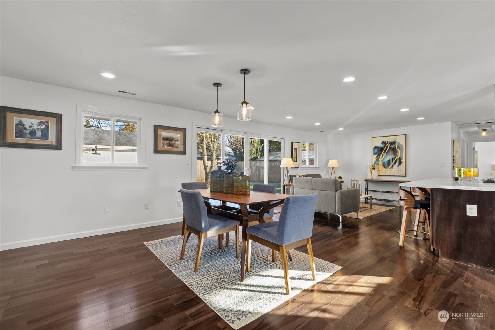 8023 215th Place Southwest Edmonds, WA 98026 - Photo 9 of 40 Gallery Image 9