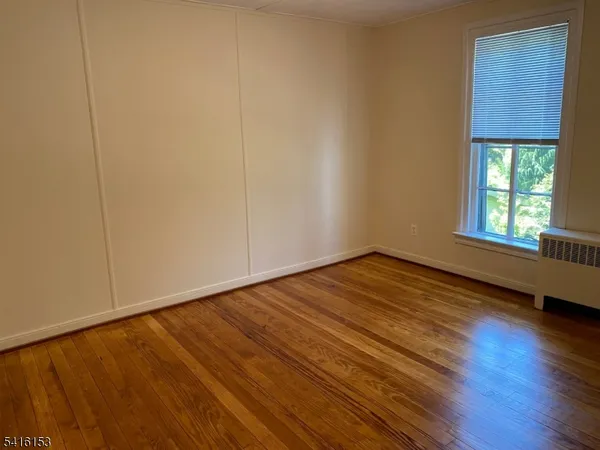 $1,725 | 13 Bridge Street, Stockton, NJ 08559