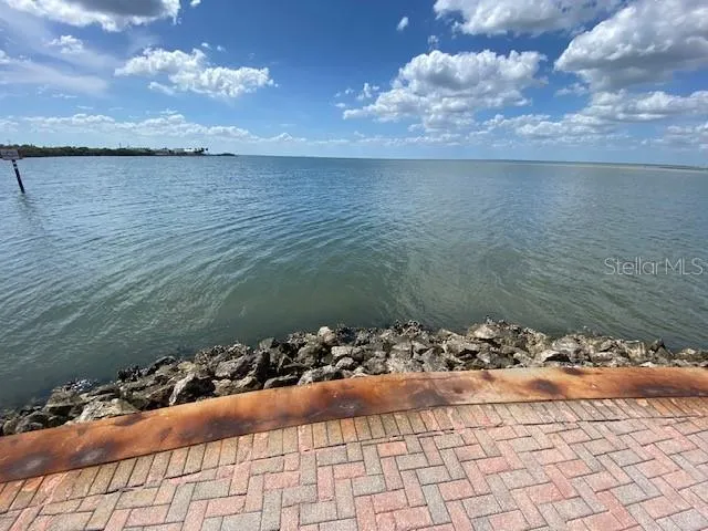 $1,550 | 4851 West Gandy Boulevard, Unit B10L30, Tampa, FL 33611