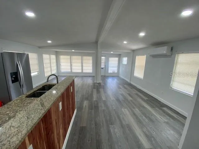 $1,550 | 4851 West Gandy Boulevard, Unit B10L30, Tampa, FL 33611