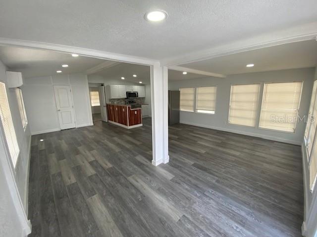 4851 West Gandy Boulevard, Unit B10L30 Tampa, FL 33611 - Photo 4 of 23