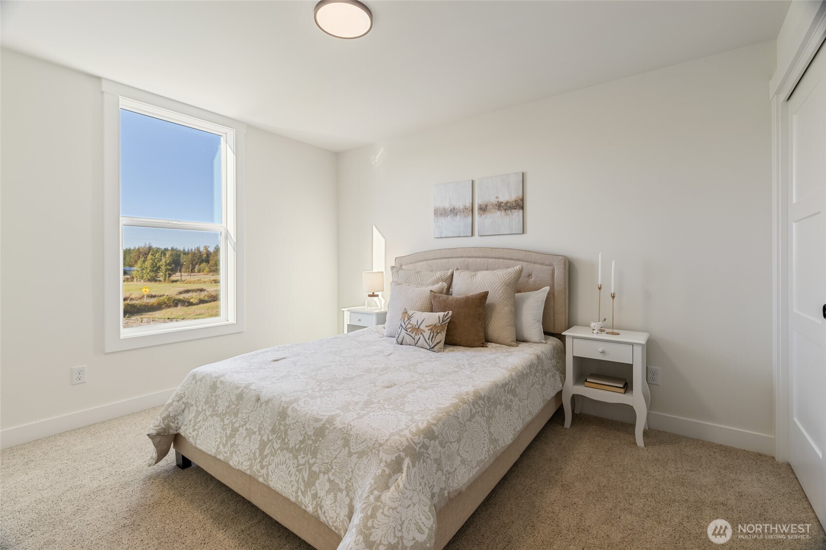 1354 Huntley Road Bellingham, WA 98226 - Photo 28 of 40 a bedroom with a bed and a window