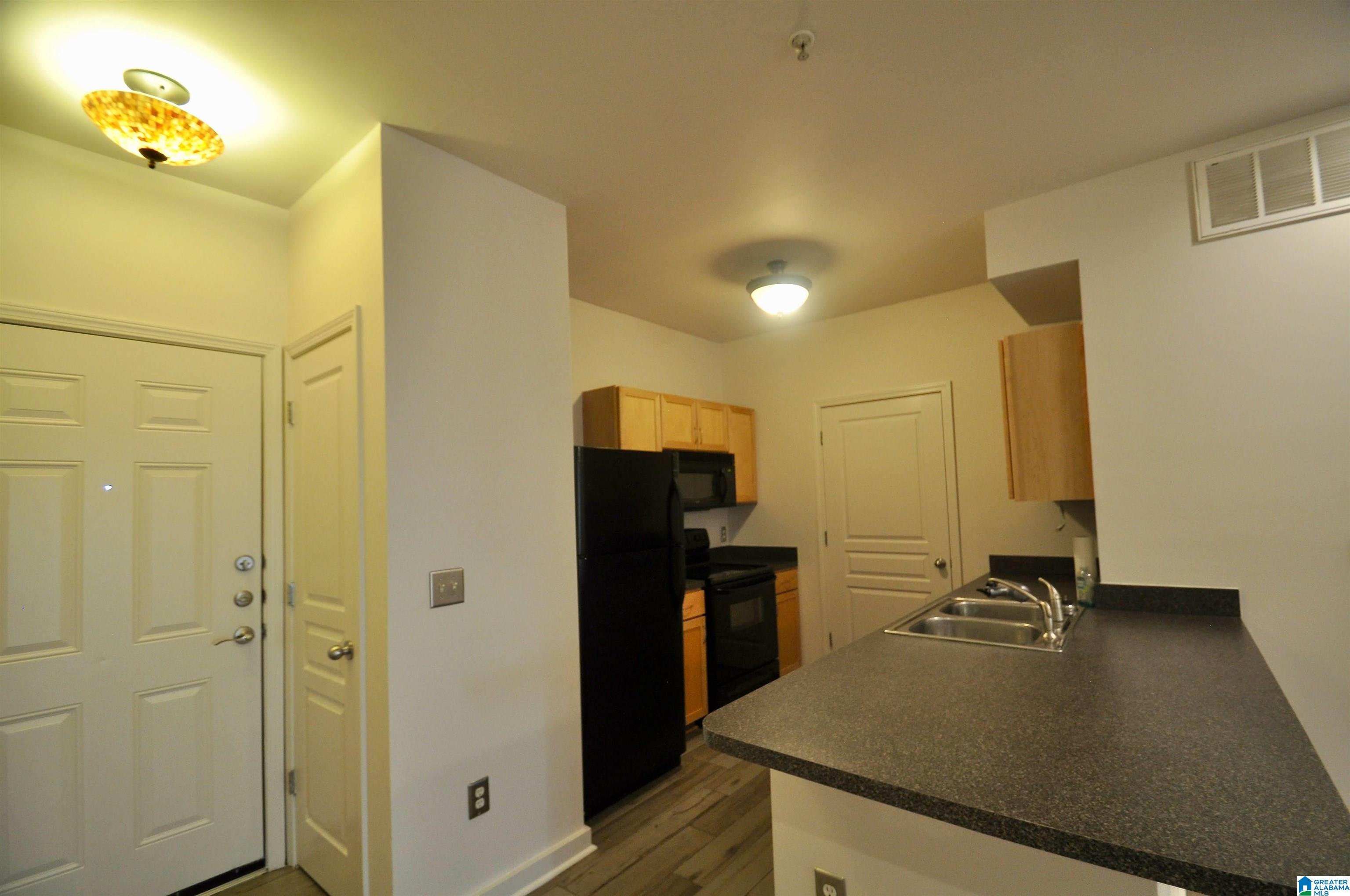 401 20th Street South, Unit 420 Birmingham, AL 35233 - Photo 15 of 47