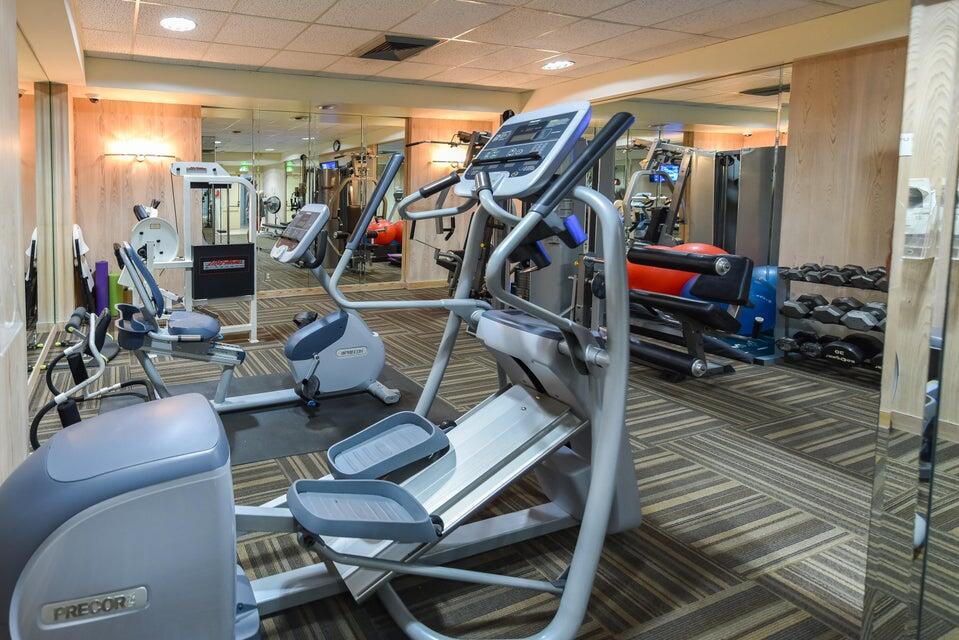 2860 South Ocean Boulevard, Unit 202 Palm Beach, FL 33480 - Photo 28 of 33 a view of a room with gym equipment