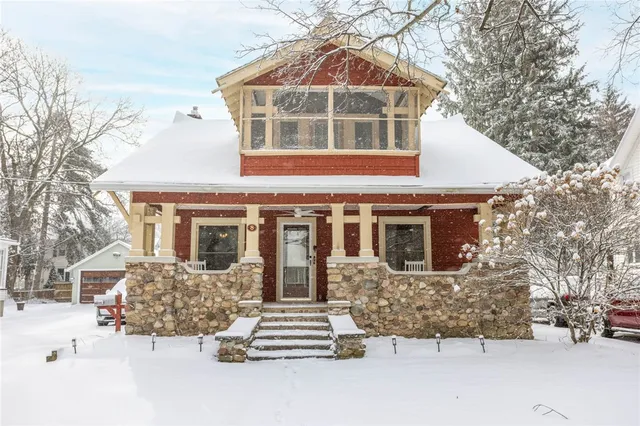 $199,000 | 8 Elm Street, Le Roy, NY 14482