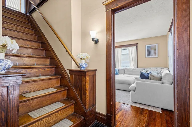 $199,000 | 8 Elm Street, Le Roy, NY 14482