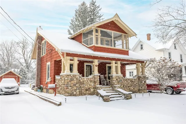 $199,000 | 8 Elm Street, Le Roy, NY 14482