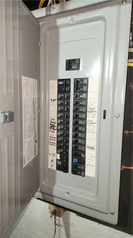 $199,000 | 8 Elm Street, Le Roy, NY 14482