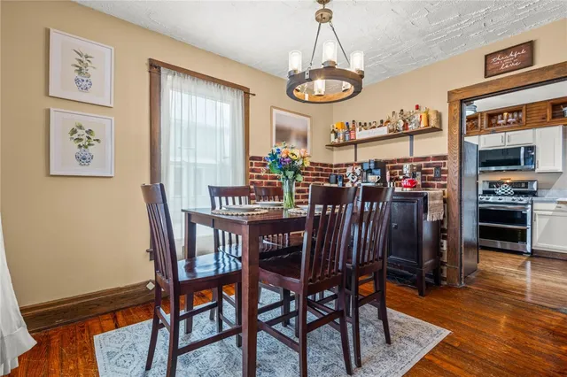 $199,000 | 8 Elm Street, Le Roy, NY 14482