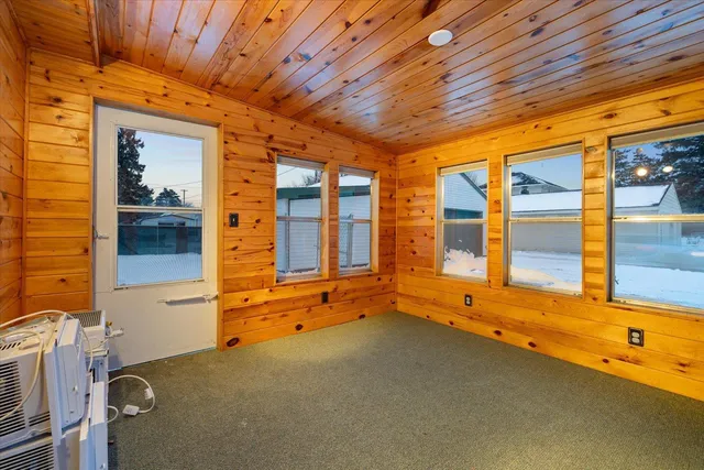 $229,900 | 529 West 4th Avenue, Keewatin, MN 55753