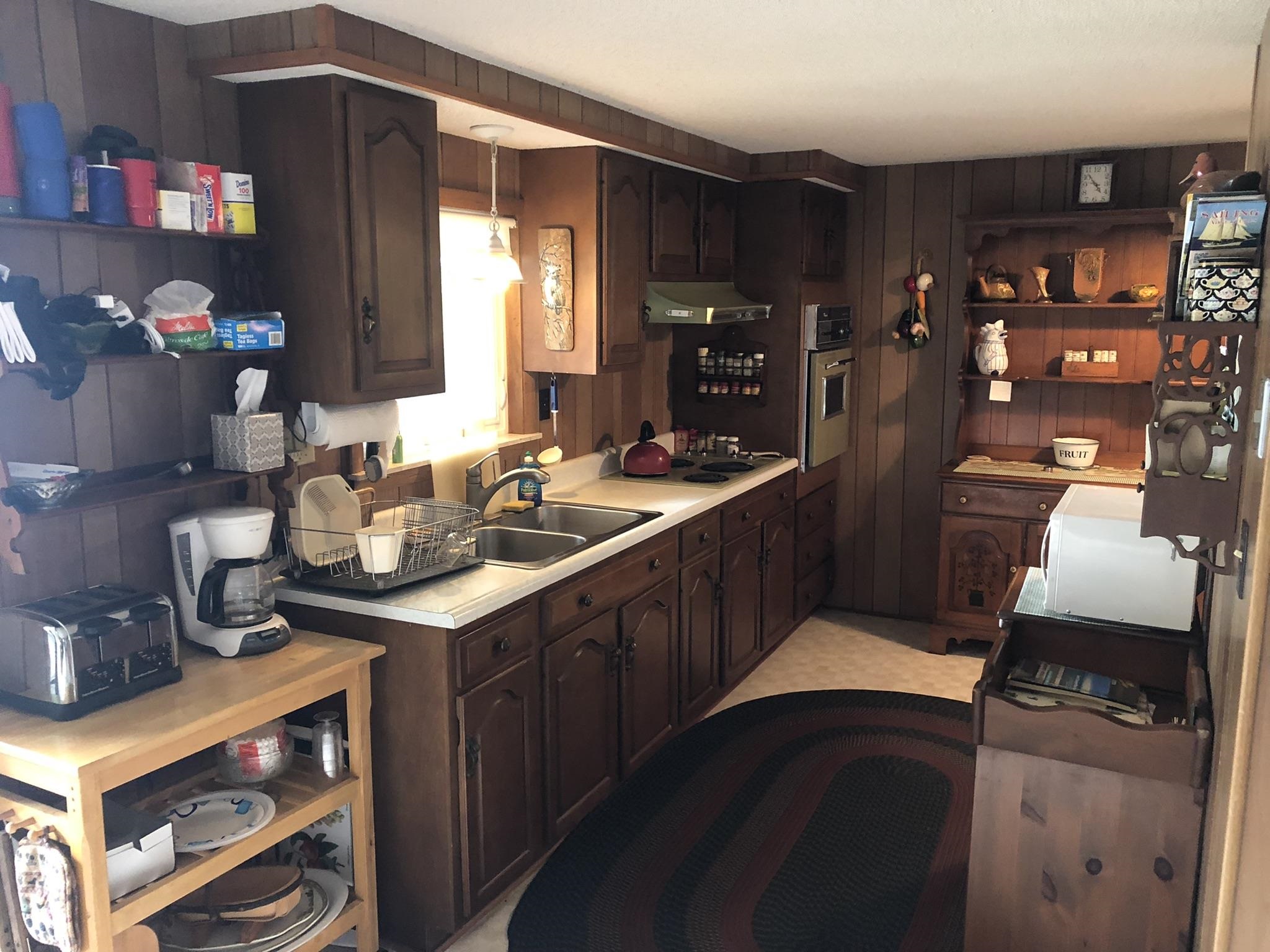 4414 East Duck Lake Road Grawn, MI 49637 - Photo 13 of 28 1901146-15.JPG