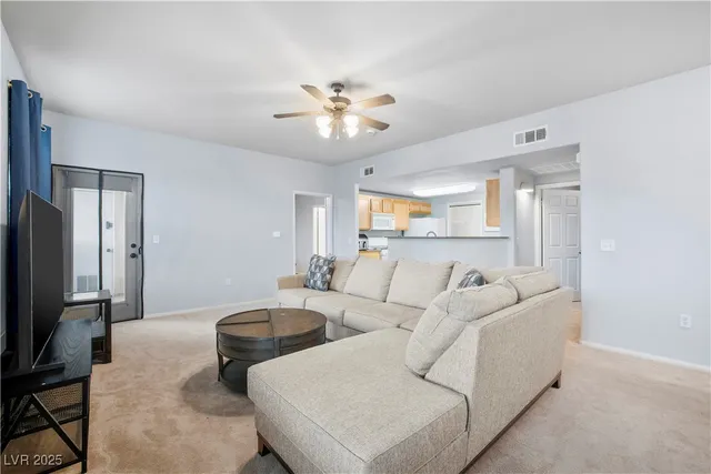 $290,000 | 10001 Peace Way, Unit 1264, Las Vegas, NV 89147