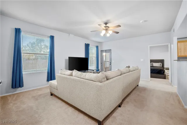 $290,000 | 10001 Peace Way, Unit 1264, Las Vegas, NV 89147