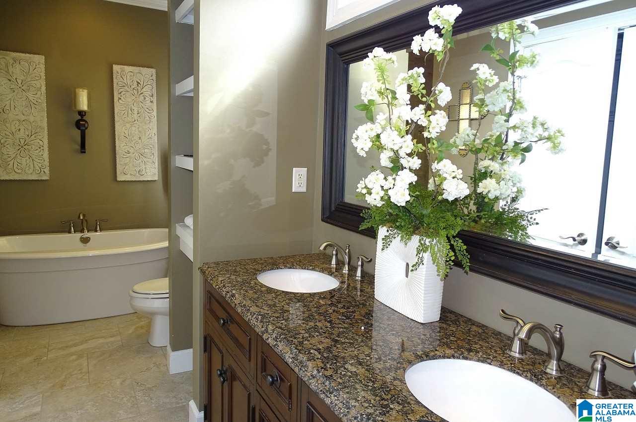 813 Boulder Ridge Circle Birmingham, AL 35244 - Photo 13 of 30