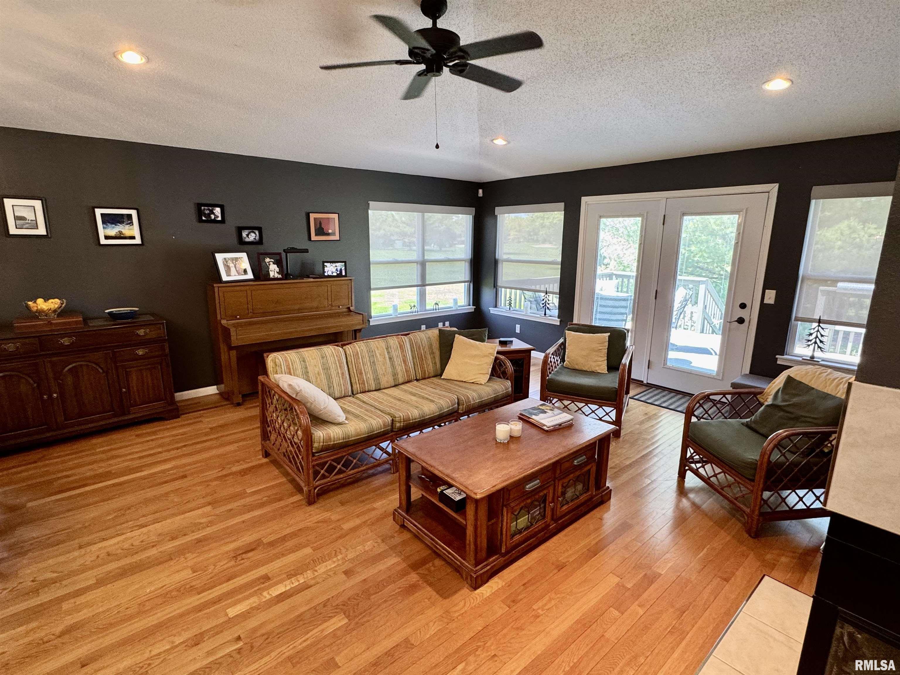 1121 Hawthorn Ridge Macomb, IL 61455 - Photo 8 of 45 Gallery Image 8