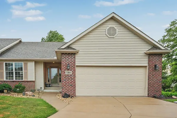 $375,000 | 7301 35th Ave Court, Moline, IL 61265