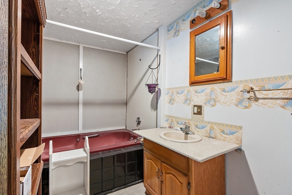 15 Tully Road Orange, MA 01364 - Photo 31 of 42