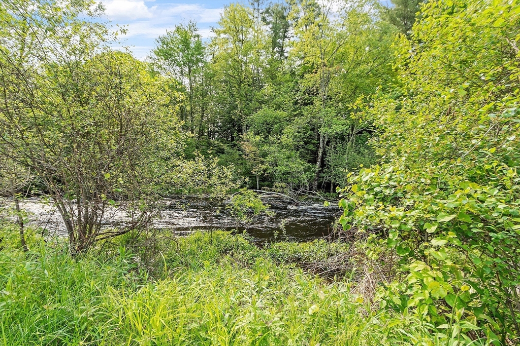 15 Tully Road Orange, MA 01364 - Photo 10 of 42