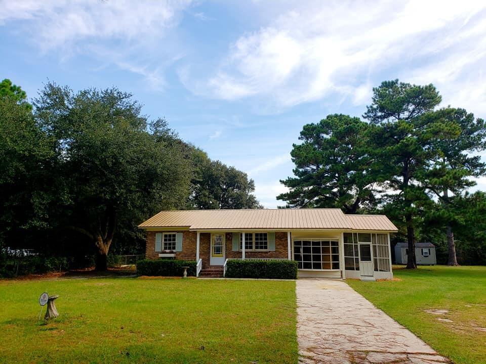 902 Phillips Road Walterboro, SC 29488 - Photo 2 of 23 244071486_10216505250818390_379627929635