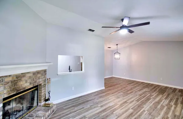 $1,575 | 425 High Point Lane, Tallahassee, FL 32301