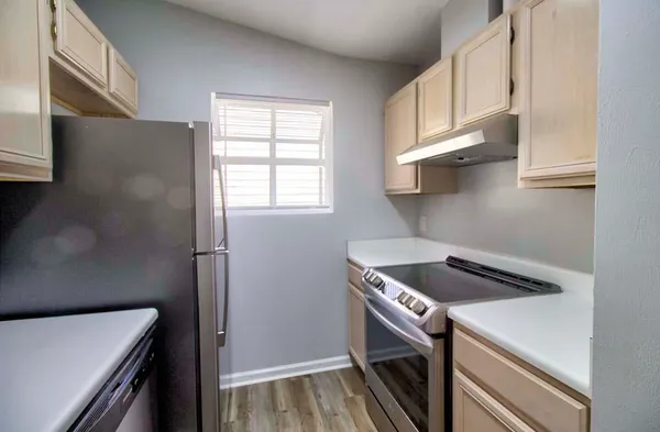 $1,575 | 425 High Point Lane, Tallahassee, FL 32301