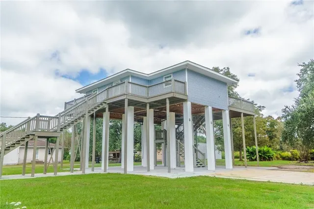 $240,000 | 7631 Hwy 39 Highway, Braithwaite, LA 70040