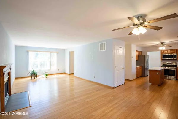 $725,000 | 6 Abbey Road, Jackson, NJ 08527