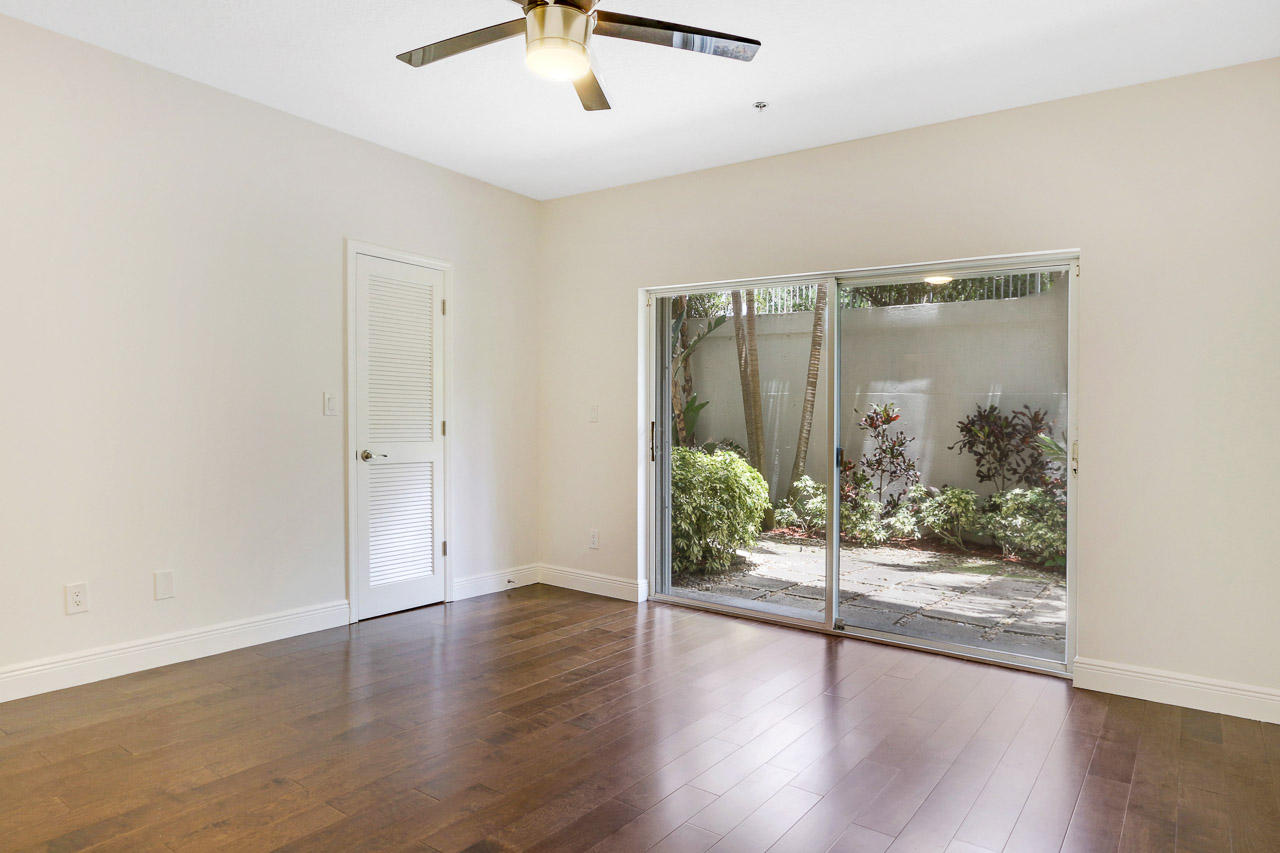 117 Ocean Key Way Jupiter, FL 33477 - Photo 16 of 43 Bedroom