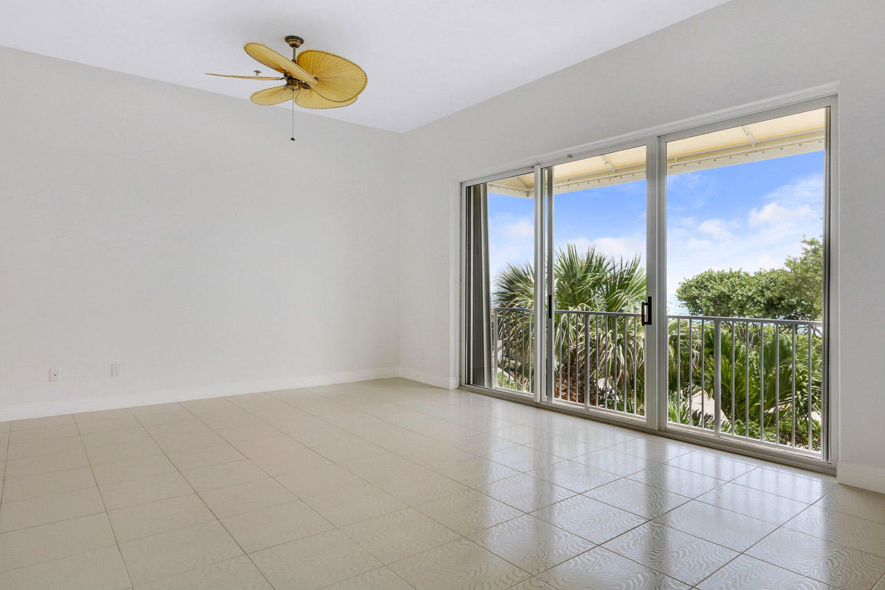 117 Ocean Key Way Jupiter, FL 33477 - Photo 23 of 43 Family Room