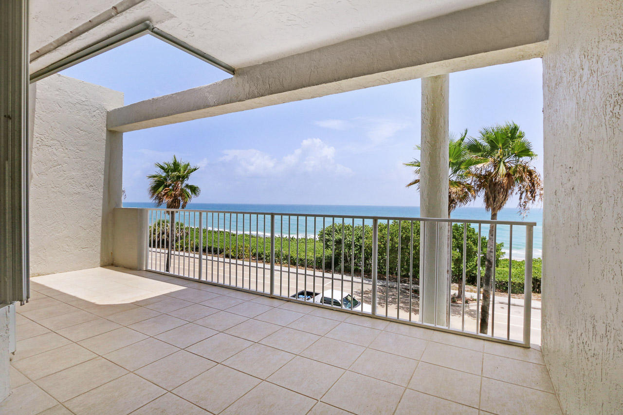 117 Ocean Key Way Jupiter, FL 33477 - Photo 26 of 43 Balcony