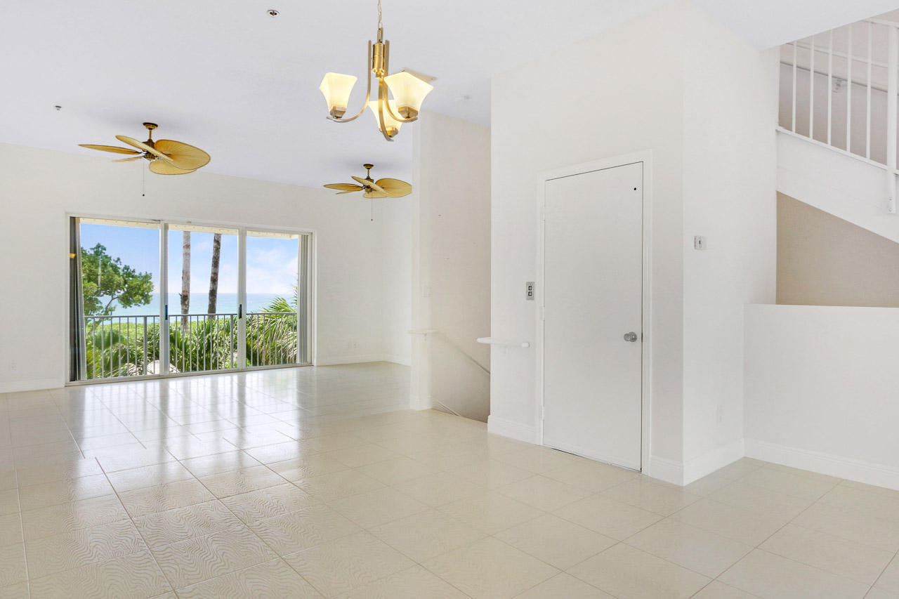 117 Ocean Key Way Jupiter, FL 33477 - Photo 8 of 43 Dining Room