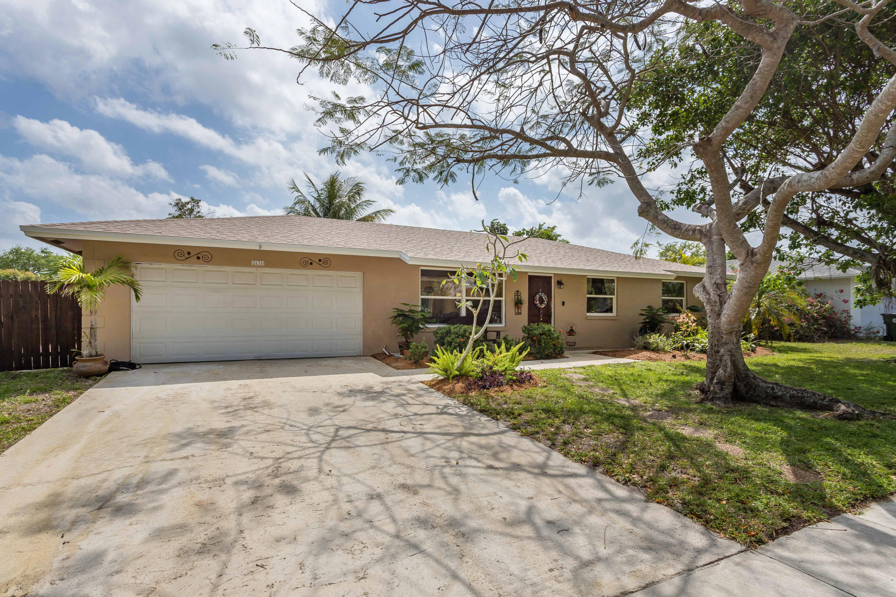 2636 Northwest 32nd Street Boca Raton, FL 33434 - Photo 2 of 33 IMG_0539