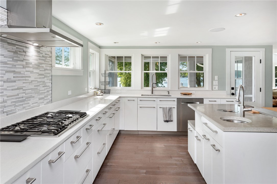 39 Shore Drive Warren, RI 02885 - Photo 19 of 43