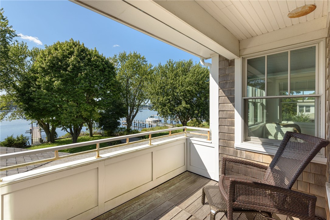 39 Shore Drive Warren, RI 02885 - Photo 7 of 43