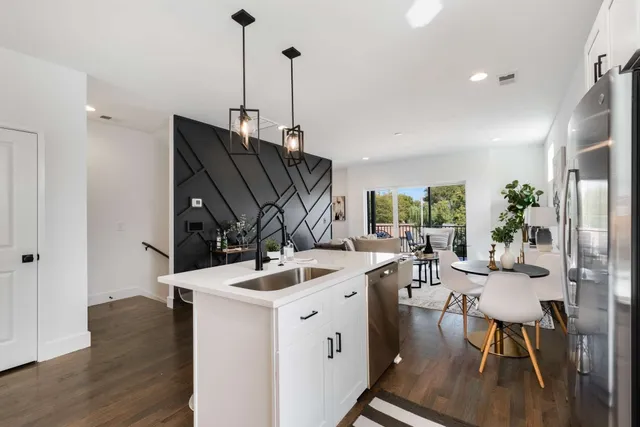 $2,900 | 1806 Lischey Avenue, Unit 2, Nashville, TN 37207