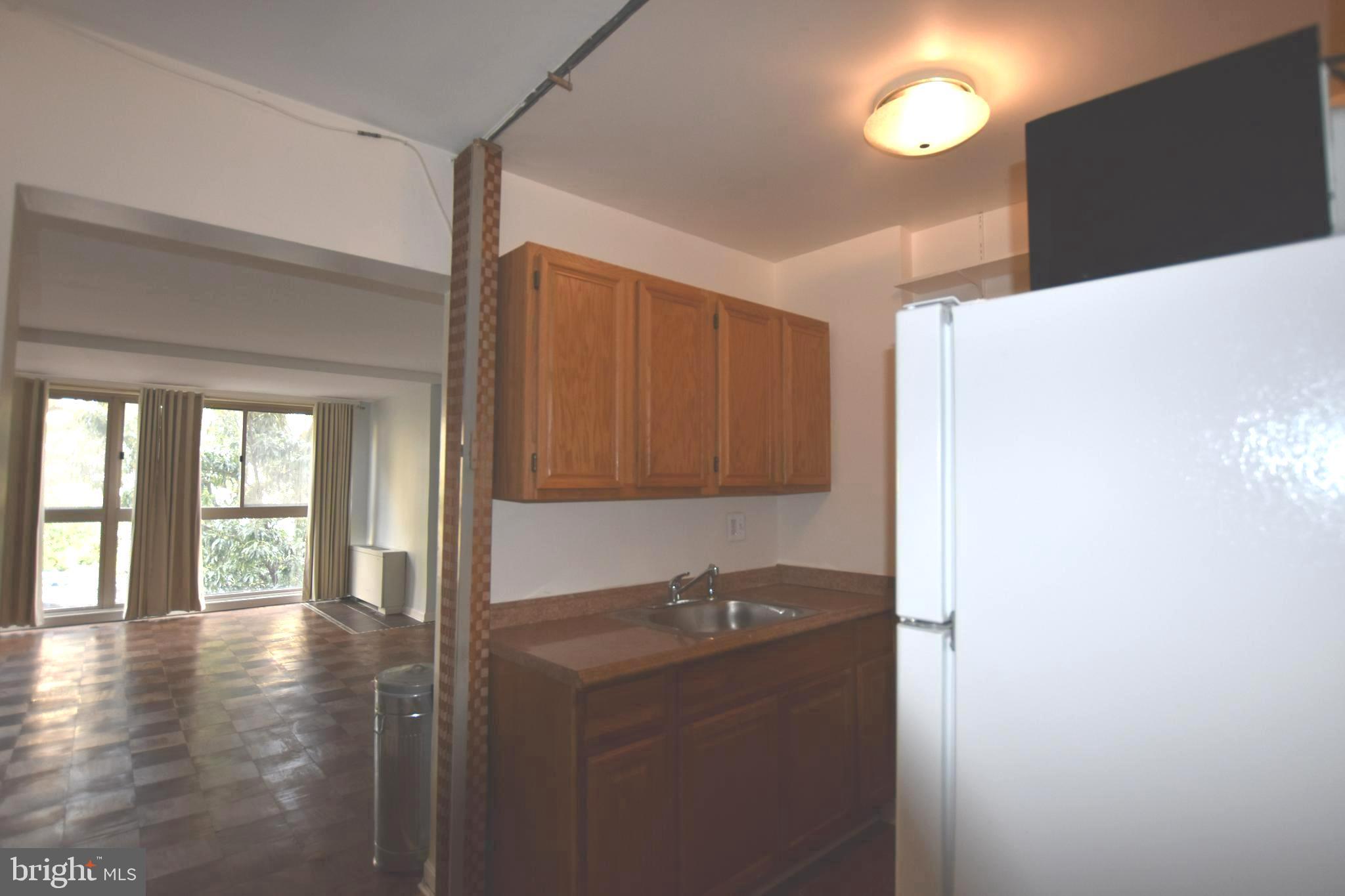 922 24th Street Northwest, Unit 318 Washington, DC 20037 - Photo 7 of 26