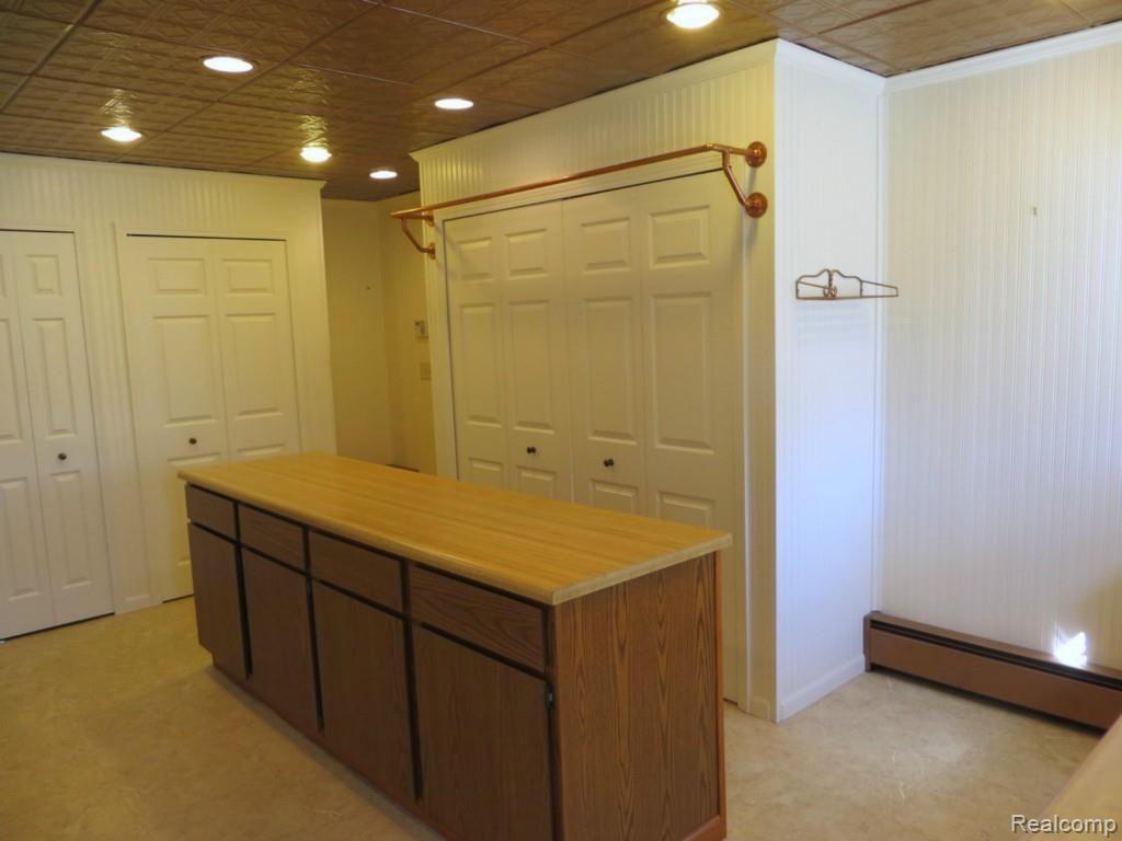 2424 East Cook Road Grand Blanc, MI 48439 - Photo 17 of 29 IMG_3955.jpg