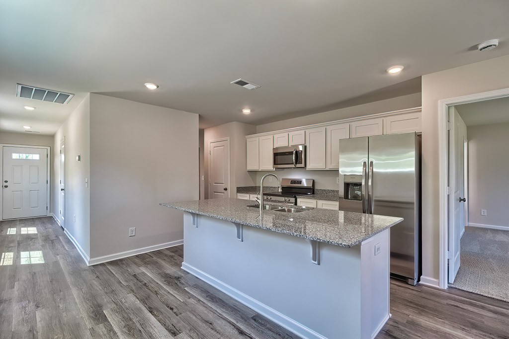 1128 Russell Avenue Sumter, SC 29150 - Photo 4 of 14