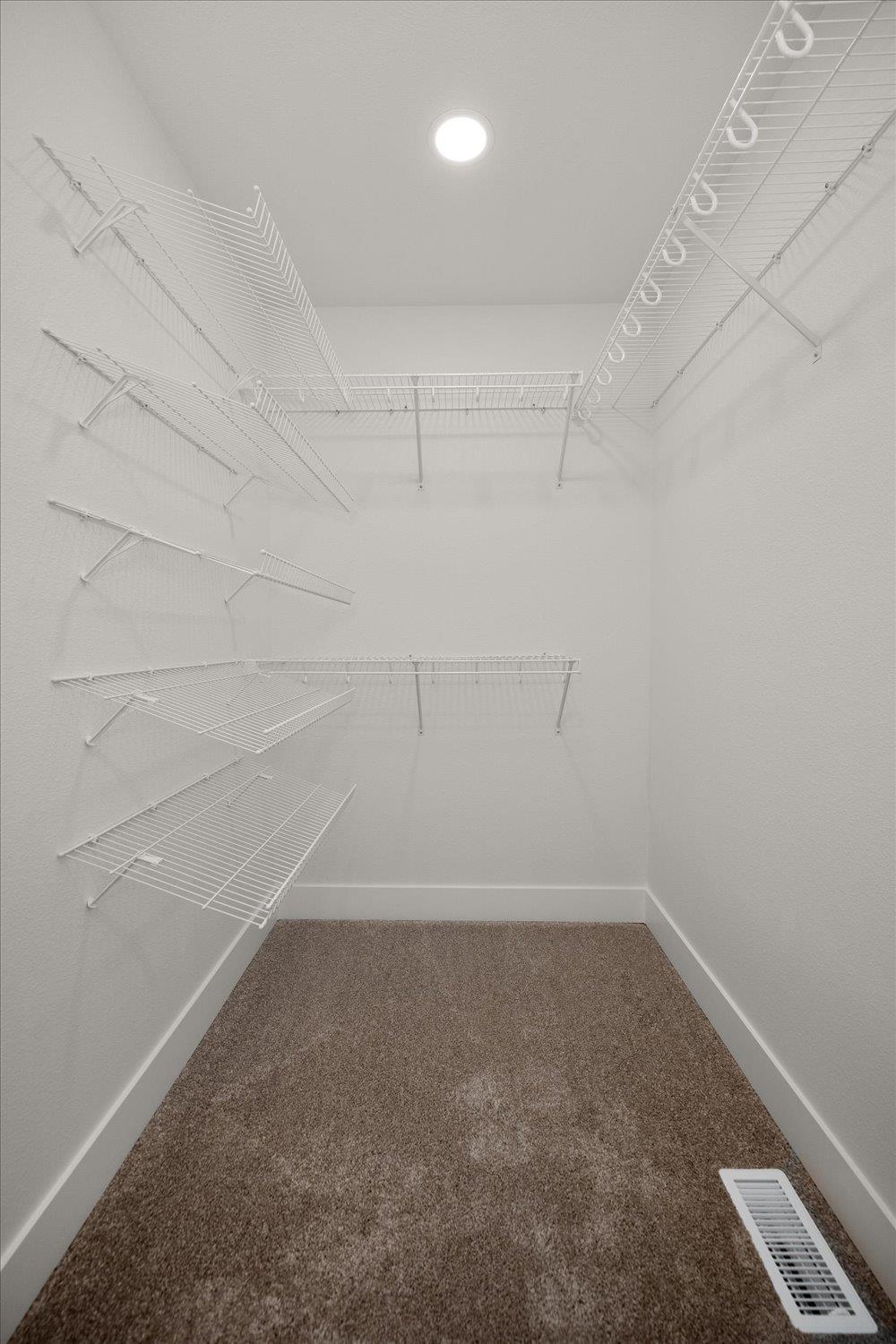 1716 West Toni Rae Drive Spokane, WA 99218 - Photo 22 of 38 Gallery Image 22