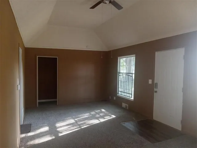 $143,500 | 6800 Blue Parkway, Kansas City, MO 64129