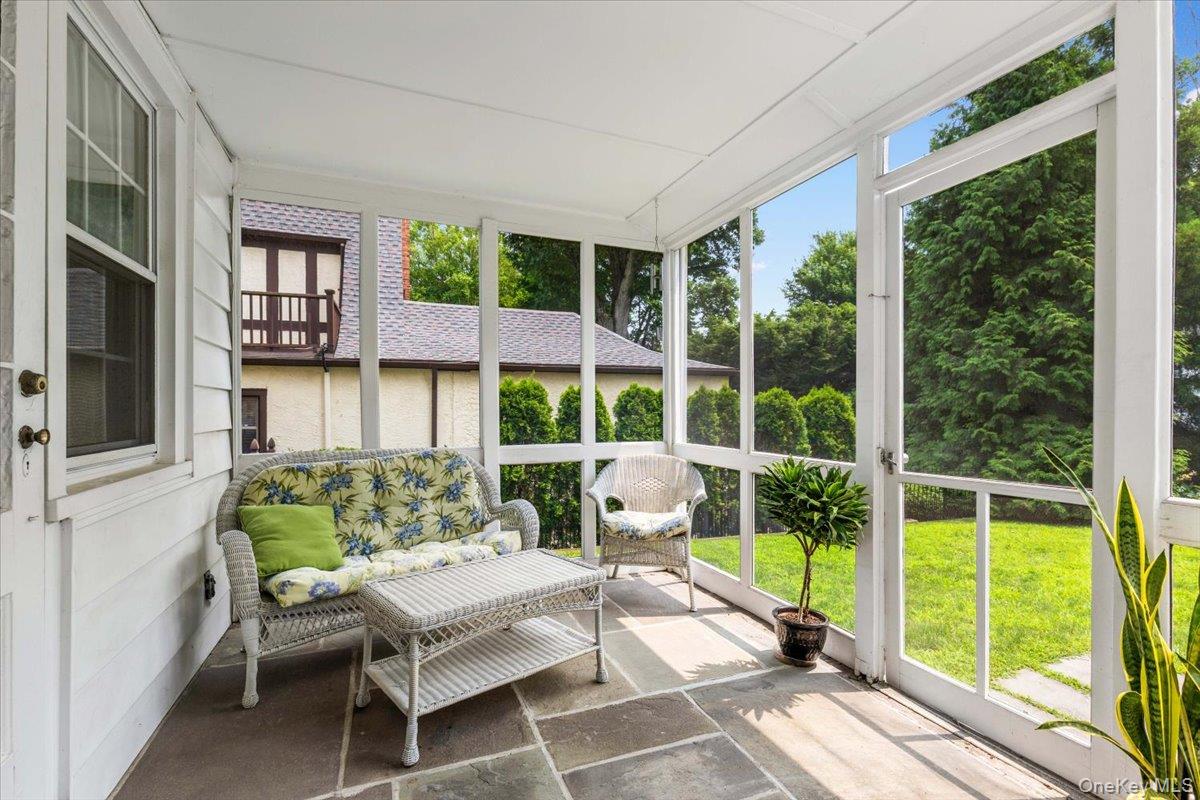 54 Strathmore Road Scarsdale, NY 10583 - Photo 26 of 45