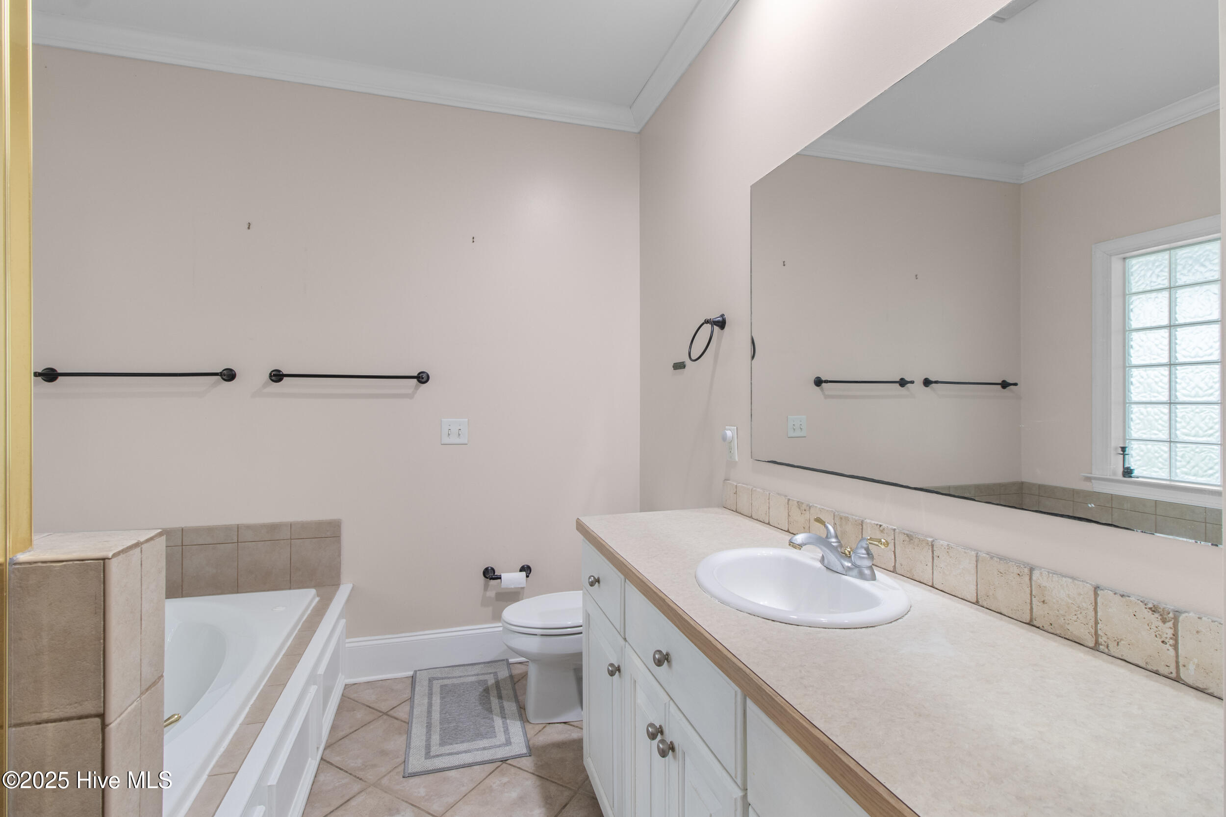102 Mill Dam Road Hampstead, NC 28443 - Photo 21 of 58 28_bathroom