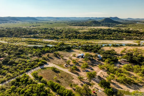 $875,000 | 4991 Cr 416 # 55 N, Camp Wood, TX 78833