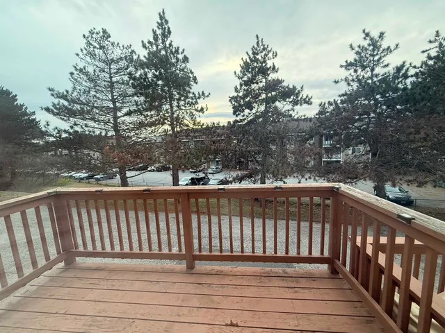 $339,900 | 7 Picadilly Court, Manchester, NH 03104