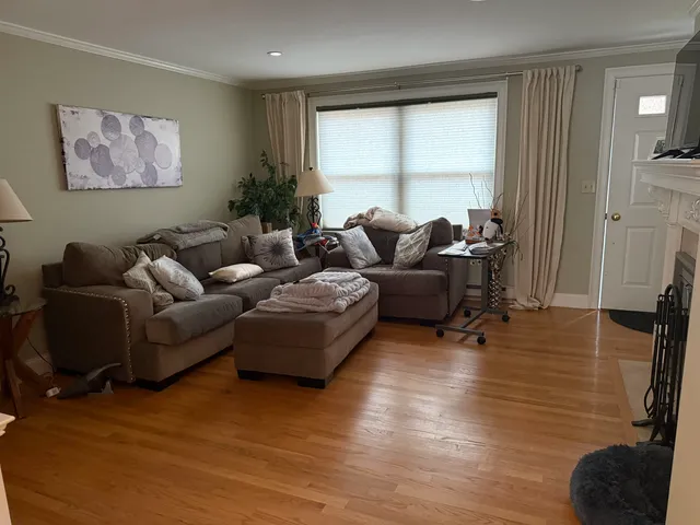 $339,900 | 7 Picadilly Court, Manchester, NH 03104